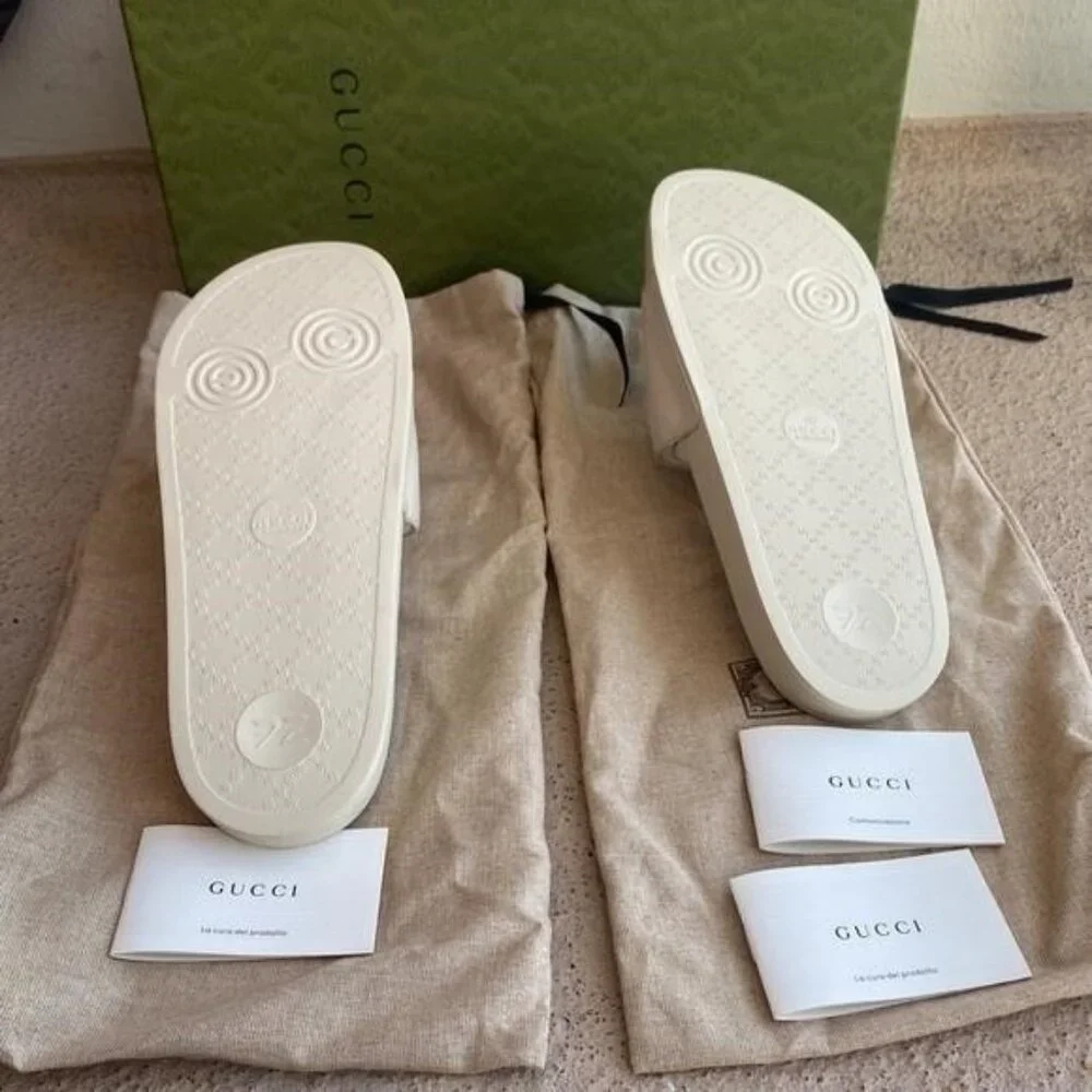 GUCCI 25 Authentic LEATHER SLIDES Men 7 can fit Women 8 Or 85